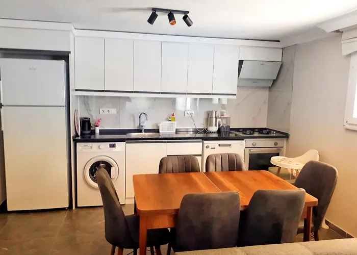 Apartamento Aksu , Tam Donanimli Havuzlu Tesisimiz Muhafazakar Ailelere Yoenelliktir