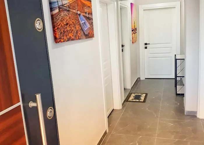Aksu , Tam Donanimli Havuzlu Tesisimiz Muhafazakar Ailelere Yoenelliktir Apartamento Doger Koyu