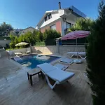 アパート Aksu , Tam Donanimli Havuzlu Tesisimiz Muhafazakar Ailelere Yoenelliktir