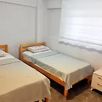 アパート Aksu , Tam Donanimli Havuzlu Tesisimiz Muhafazakar Ailelere Yoenelliktir