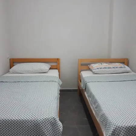 Aksu , Tam Donanimli Havuzlu Tesisimiz Muhafazakar Ailelere Yoenelliktir *